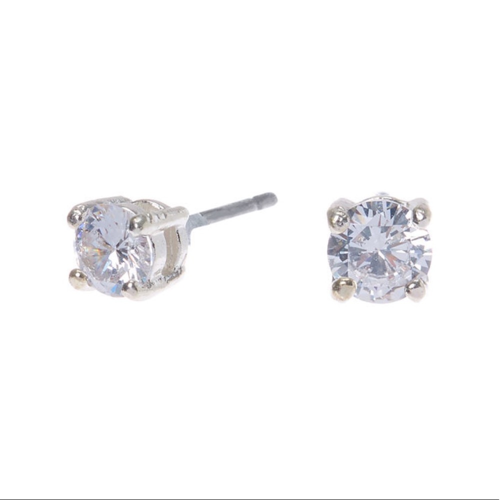 ✨Sterling silver cubic zirconia 4mm earnings